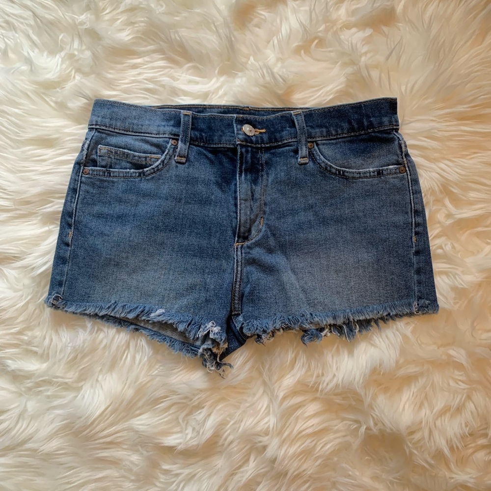 Joe’s Jean Short - Picture 4 of 5